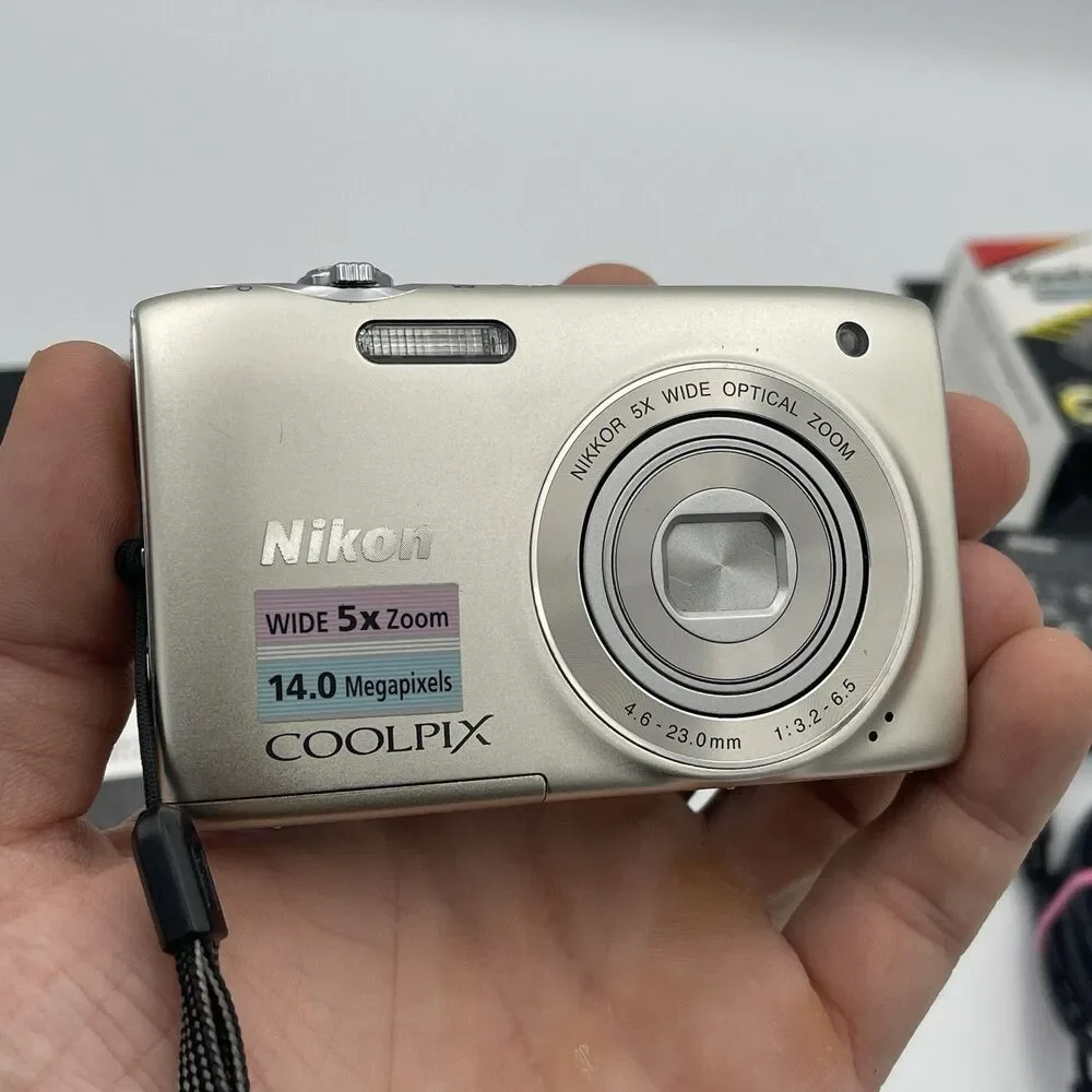 Nikon CoolPix S3100 14.0MP Digital Camera - Silver w/ Battery, Charger + More